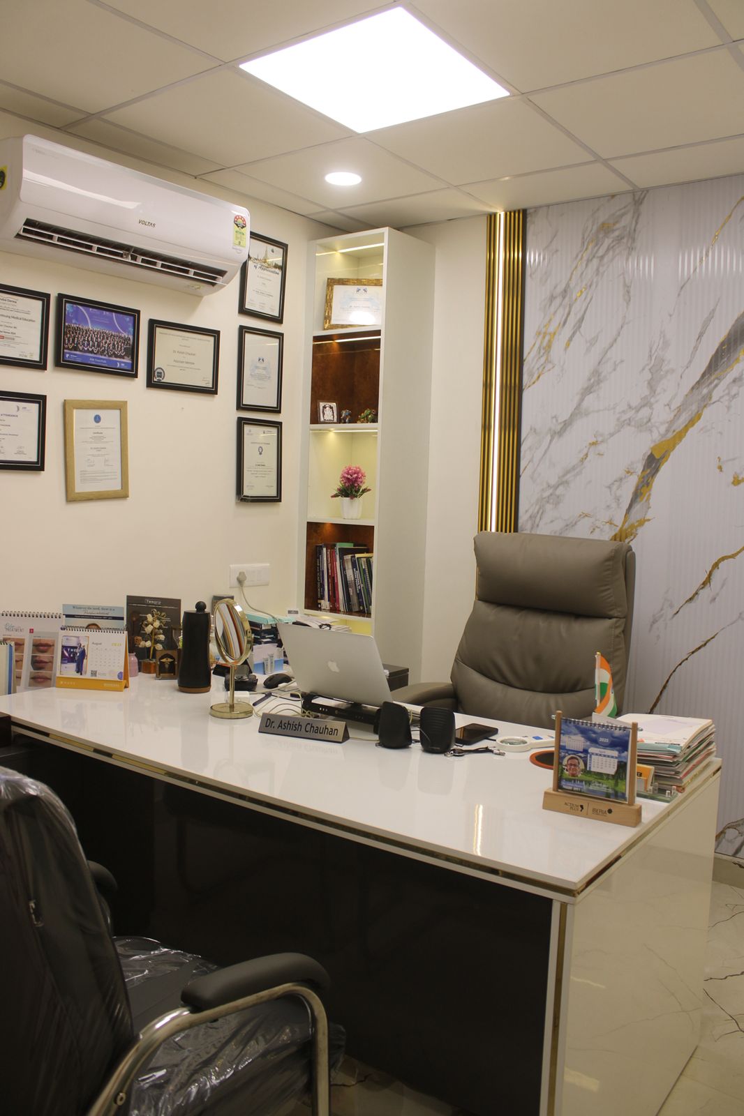 fbdf4bde-9d44-4382-83ba-5040774d6d48